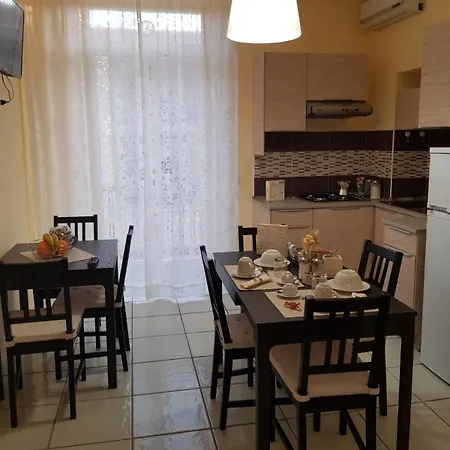 Flavio Дом отдыха Поццуоли