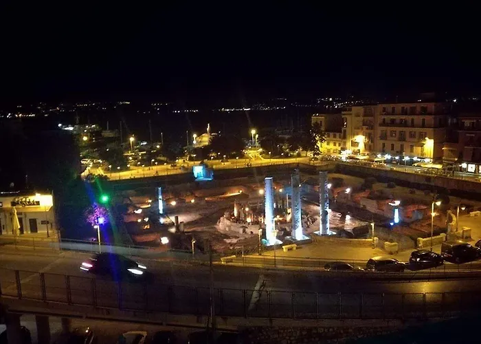 Alojamento de Acomodação e Pequeno-almoço Flavio Pozzuoli